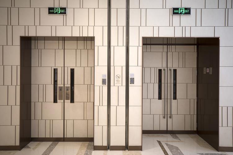 电梯简介 现代建筑中的垂直交通核心
